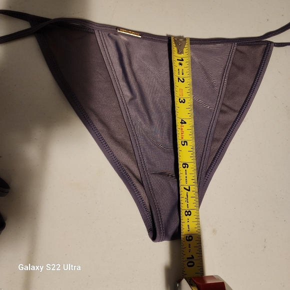 PrettyLittleThing Purple and Gold Bikini Set - Picture 6 of 8